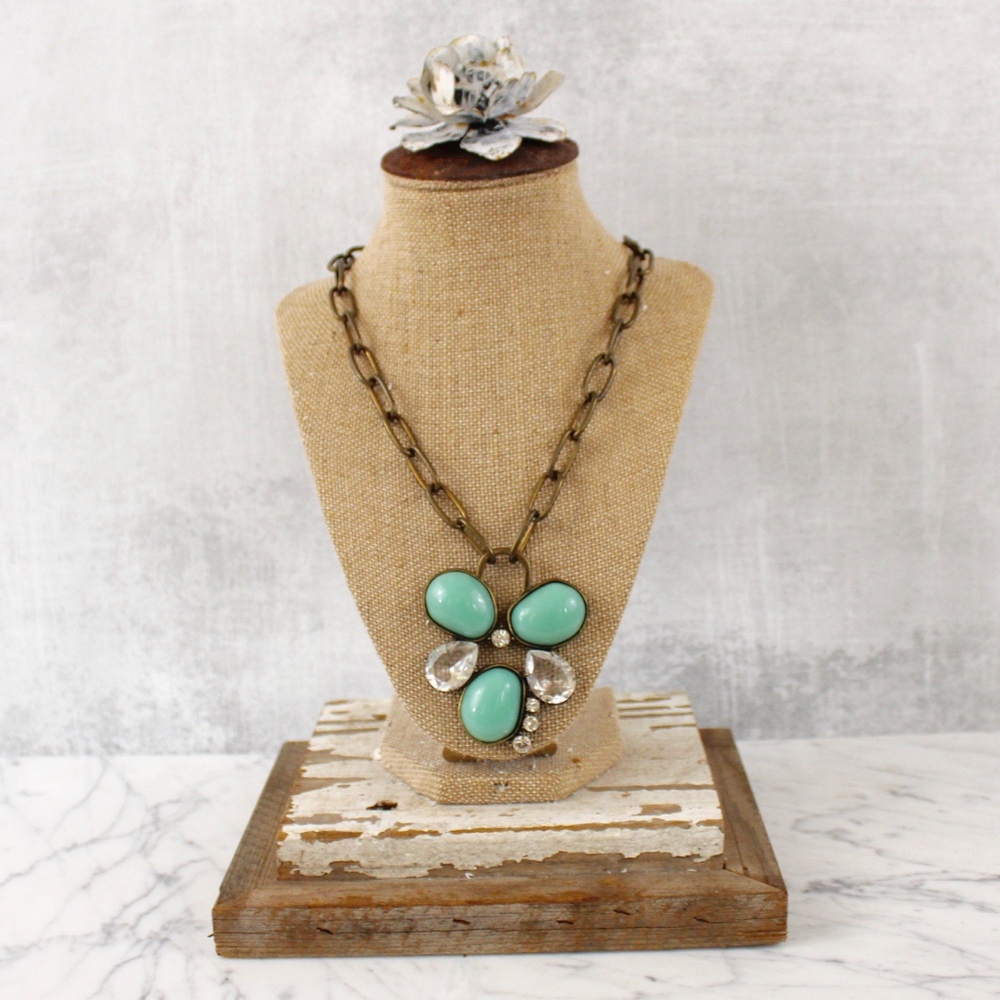 Statement necklace with turquoise and crystal